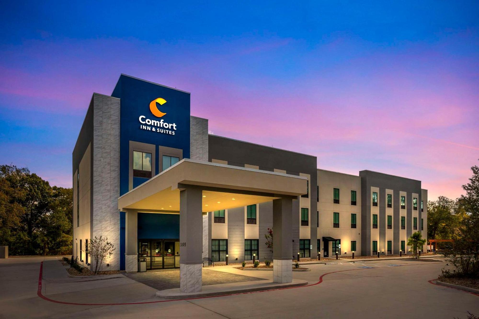 Comfort Inn & Suites Huntsville Near University Exteriör bild